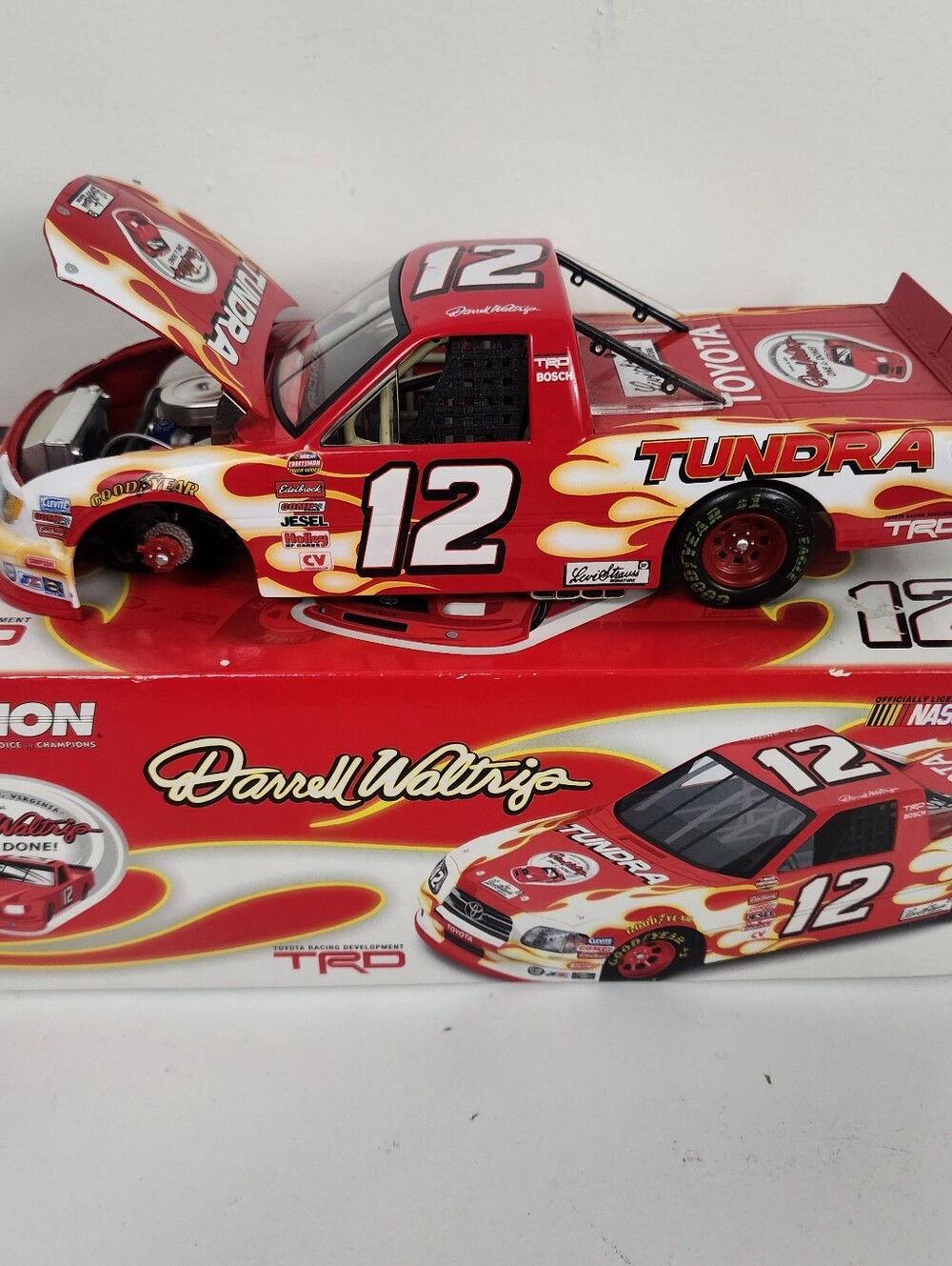 Darrell Waltrip #12 Tundra 2005 One & Done 1/24 Die-Cast Truck NASCAR Damaged